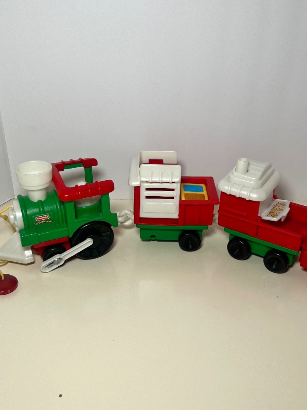 Vintage Fisher Price Little People Musical Santa Christmas Train MISSING TIRE